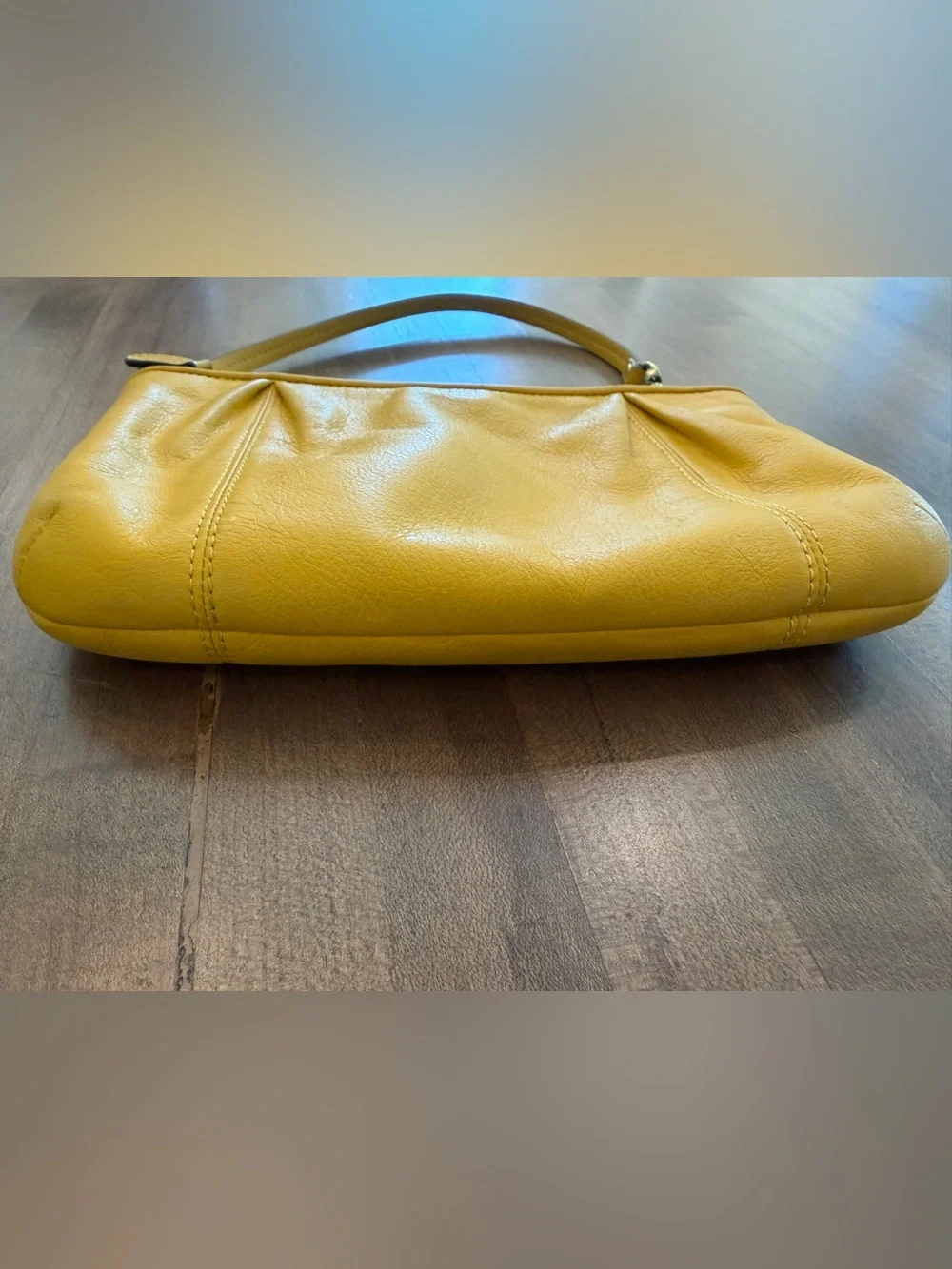 Coach pre loved